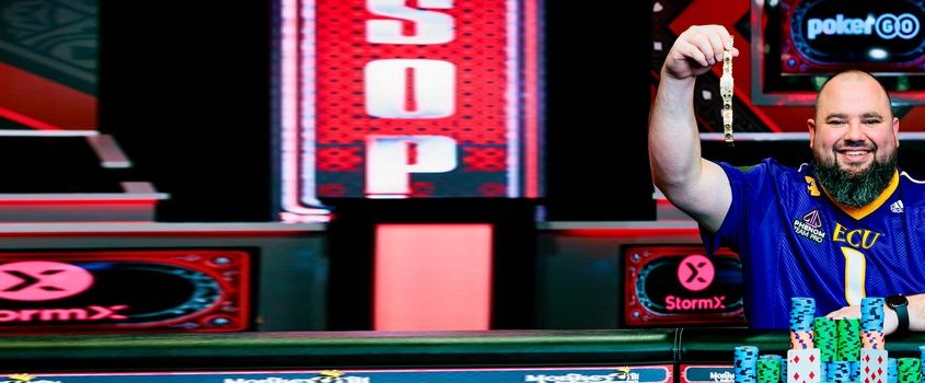 vitória de <BR> CINEMA - Chris Hunichen encontra milagres no river, <BR> crava 100K High Roller da WSOP e fatura US$ 2,8 milhões