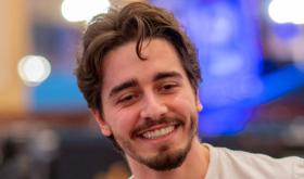 Felipe Ketzer puxa a fila no Dia Final do Evento 14 da WSOP Paradise/CardPlayer.com.br