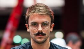 Yuri Martins para no HU do Evento 98-M do WCOOP/CardPlayer.com.br